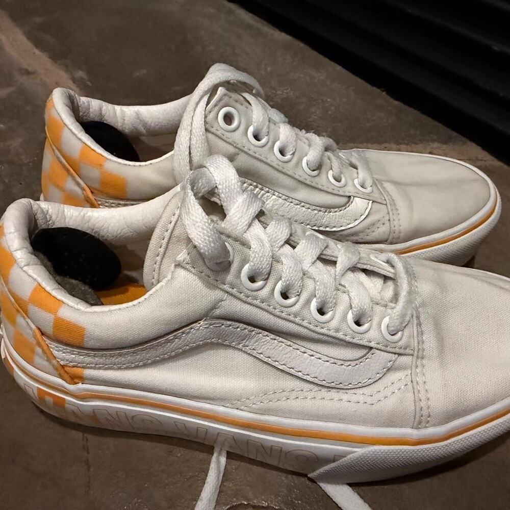Vans platform old skool white Yellow Checker Women’s 5, Youth 3.5